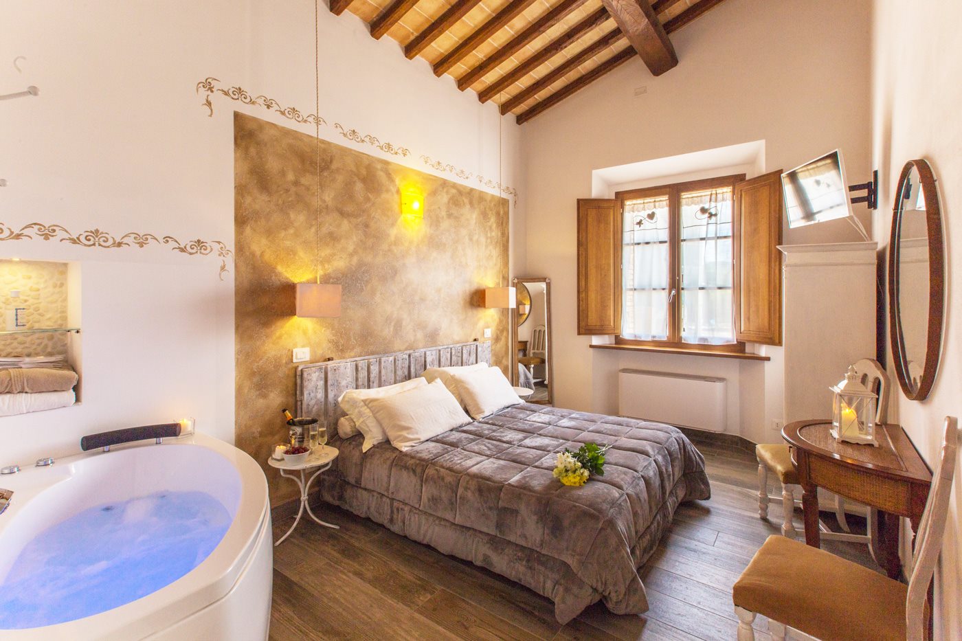 Camere Romantiche E Suites Con Vasca Idromassaggio